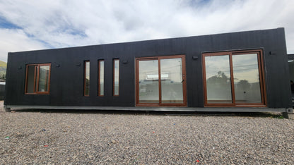 Modelo Colina: 30m² con 1 dormitorio y 1 baño. Destaca por su amplio living-comedor. Diseño ideal para priorizar espacios de vida social.